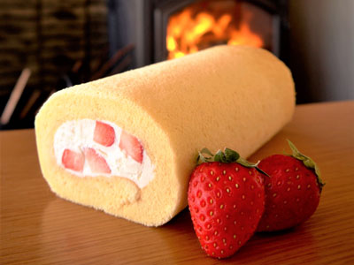 いちごロールケーキ